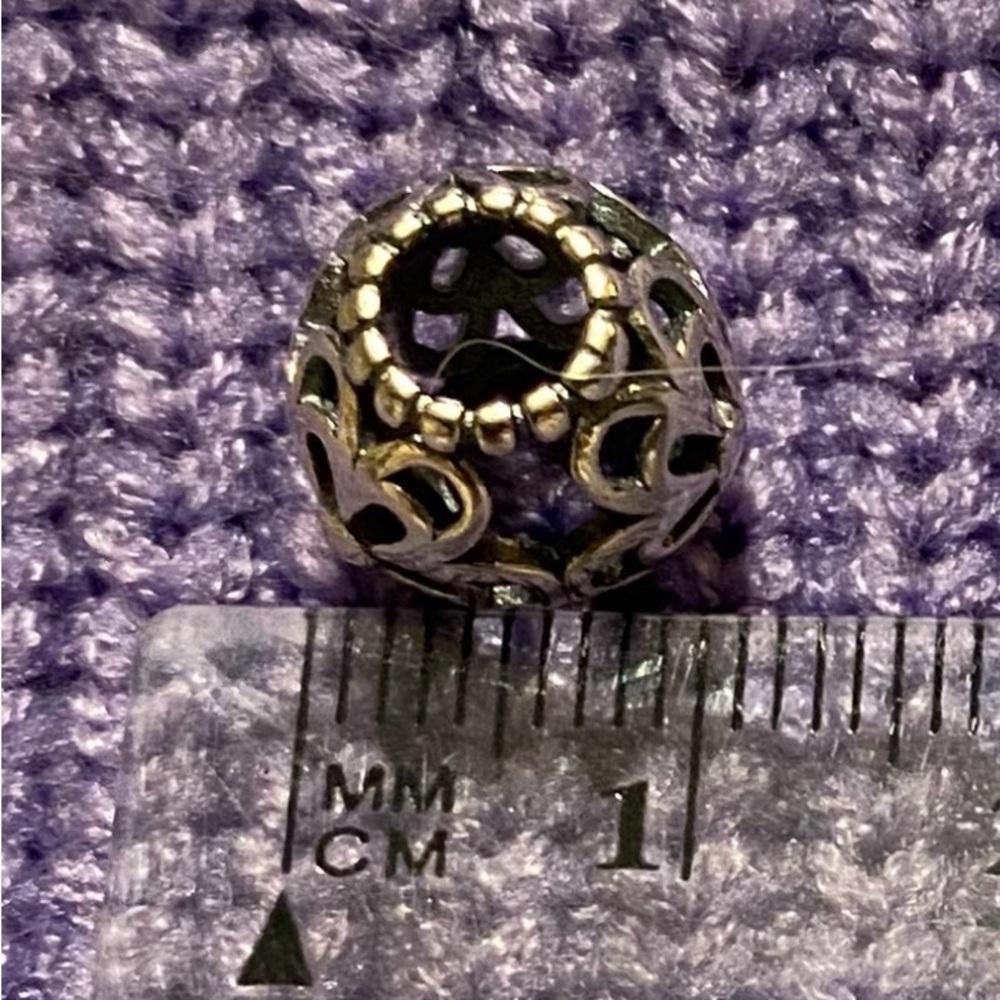 Filigree Heart Charm Bead Bracelet Accent in Silver